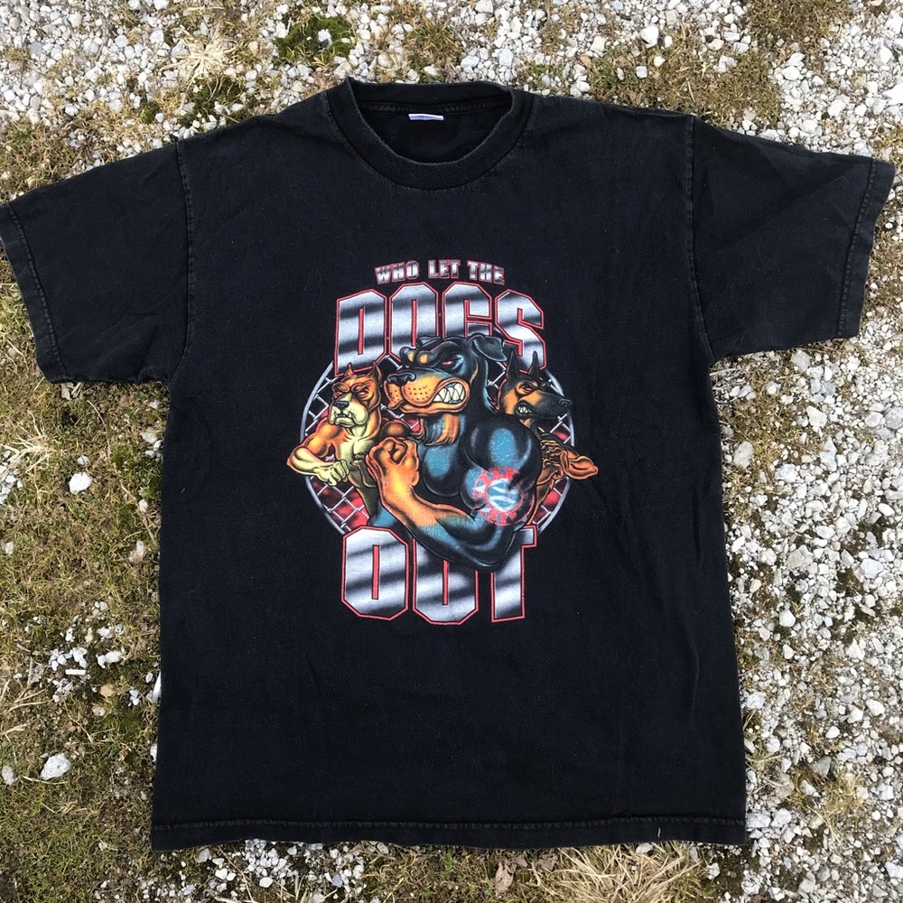 Who Let The Dogs Out graphic tee !